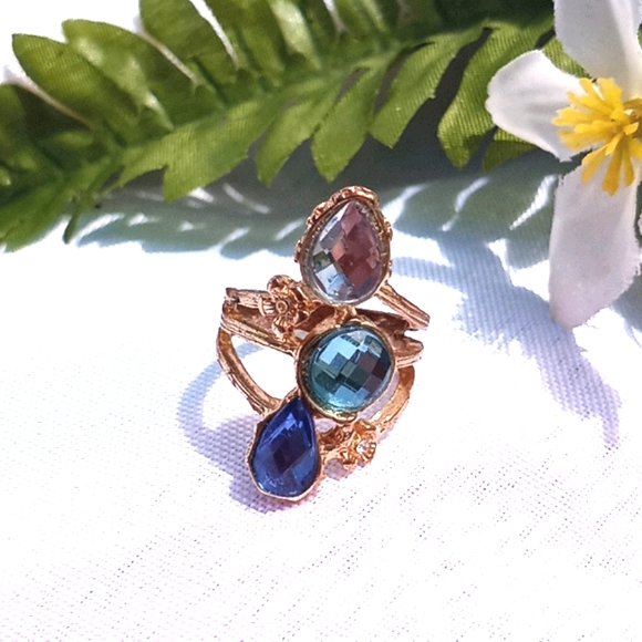 costume Jewelry - Statement Ring